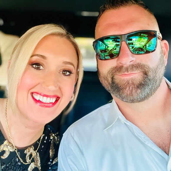 Meet your Posher, Robin - Picture 2 of 4